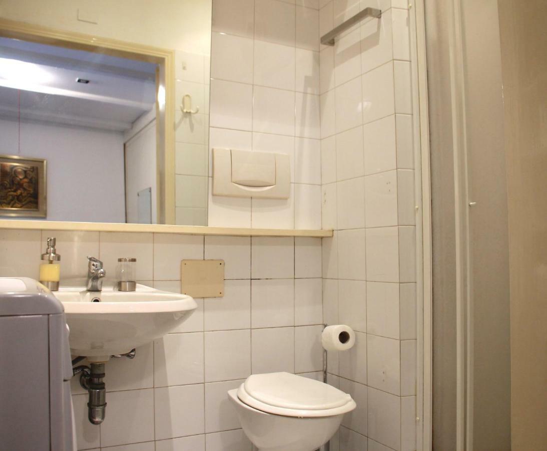 Apartamento Basement Turati 3 -Consulates District Milán Exterior foto